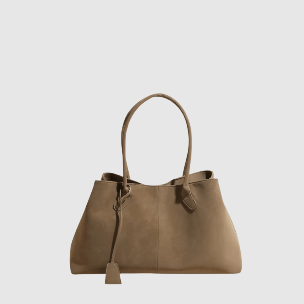 tote de piel sintética con maxi capacidad. Mara