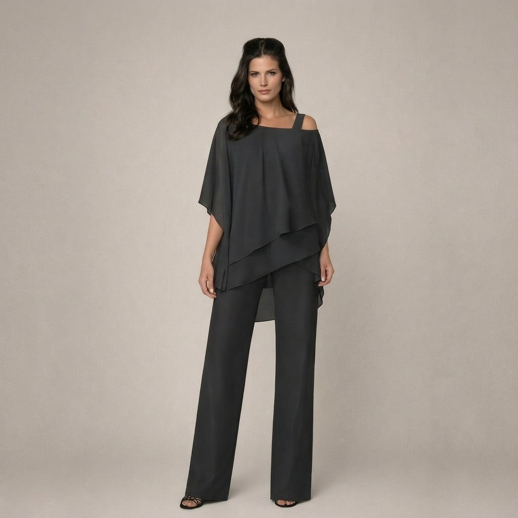 conjunto asimétrico fluido con hombro descubierto. Stella