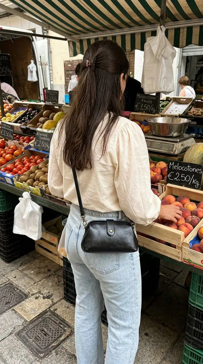 bolso vintage con asa de hombro. Aria