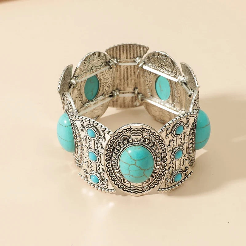 pulsera elástica con detalles troquelados y turquesas. Níjar