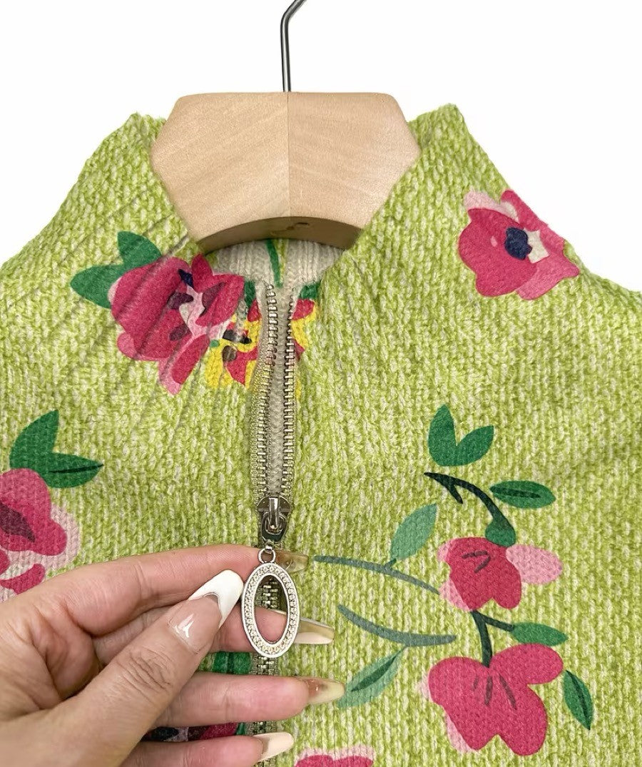 cardigan bomber con estampado floral rosa y verde lima. Constance